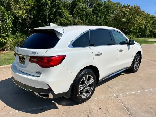 2018 Acura MDX Base photo 3