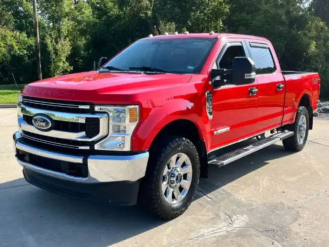 2020 Ford F-350 XLT 4WD Crew Cab SRW 6-1/2' Box's photo