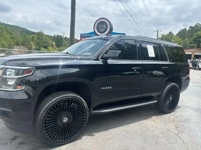 2018 Chevrolet Tahoe LT 4WD's photo