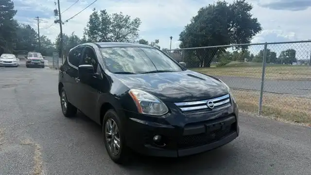 2010 Nissan Rogue S AWD Krom Edition's photo