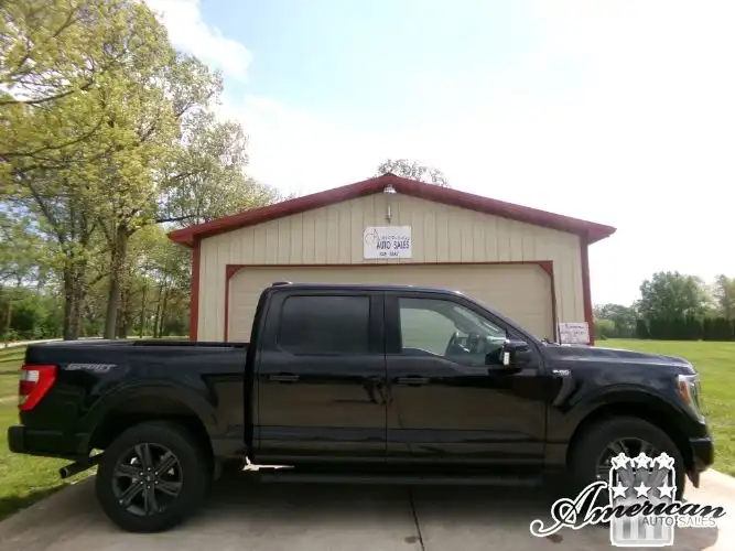 2023 Ford F-150 Lariat 4WD SuperCrew 5-1/2' Box's photo