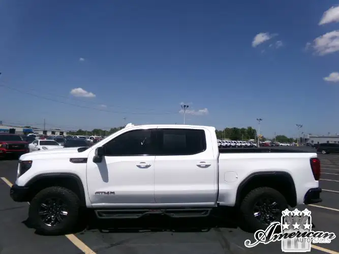 2025 GMC Sierra 4WD Crew Cab Short Box AT4X's photo