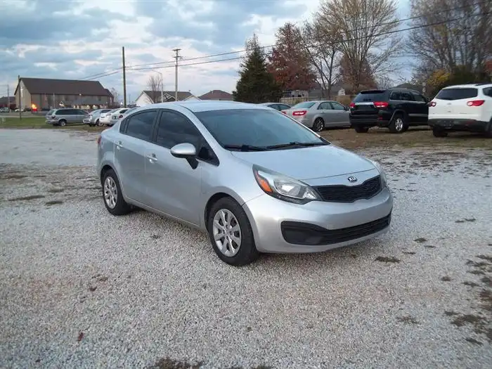 2015 Kia Rio LX AT's photo