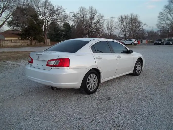 2011 Mitsubishi Galant FE Fleet-Only photo 4
