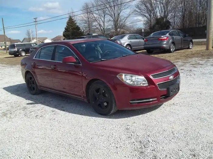 2010 Chevrolet Malibu 2LT's photo