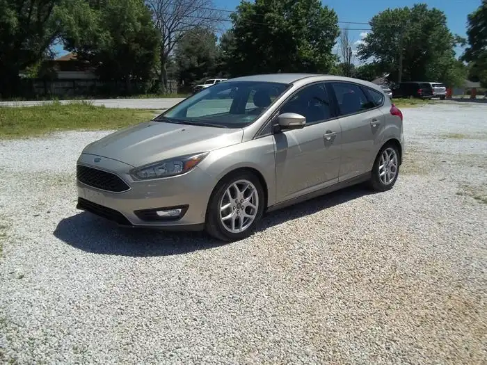 2015 Ford Focus 5 Door Hatch SE's photo