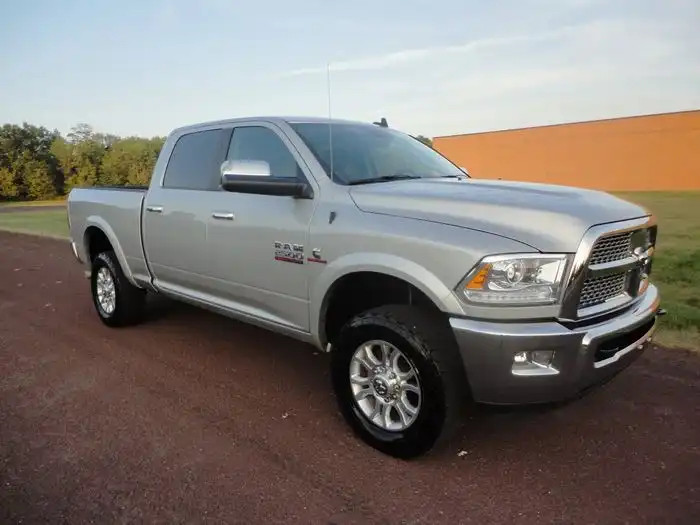 2014 RAM 2500 Laramie 4X4 Crew Cab SWB's photo