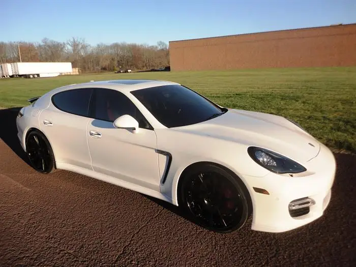 2012 Porsche Panamera Turbo photo 1