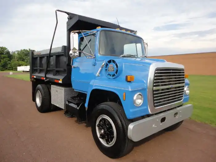 1982 Ford E-Series's photo