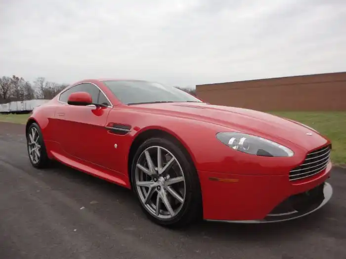 2012 Aston Martin V8 Vantage Coupe's photo
