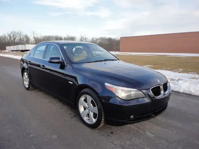 2006 BMW 5 Series 525xi's photo