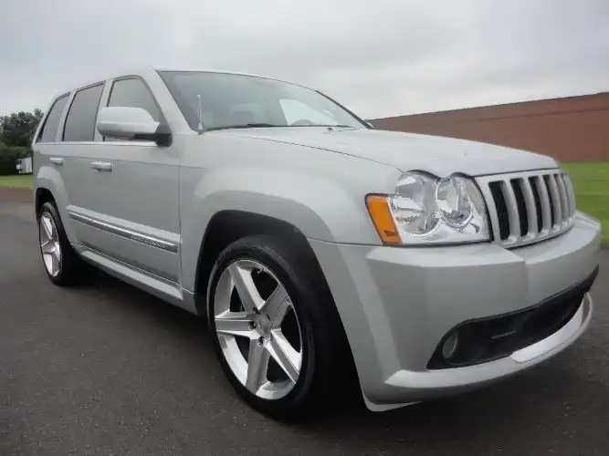 2006 Jeep Grand Cherokee SRT-8's photo