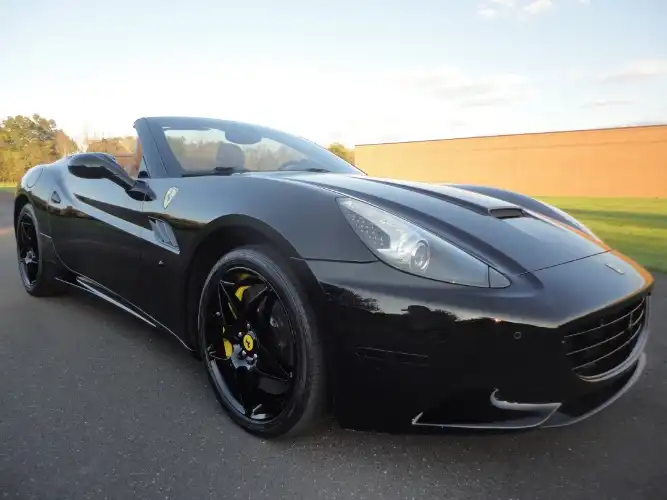 2010 Ferrari California Base's photo