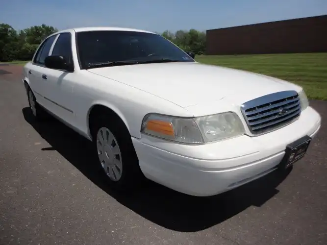 2010 Ford Crown Victoria Police (Fleet)'s photo