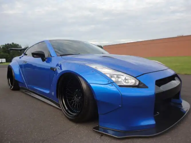 2009 Nissan GT-R GT-R Premium's photo