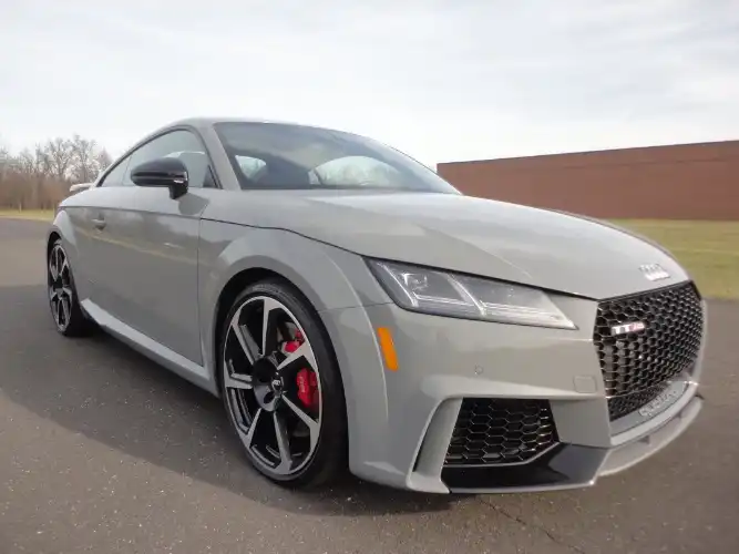 2018 Audi TT RS 2.5T quattro S tronic's photo