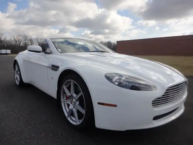 2008 Aston Martin V8 Vantage 4.7 ROADSTER's photo