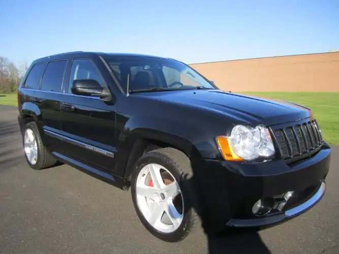 2008 Jeep Grand Cherokee SRT-8's photo