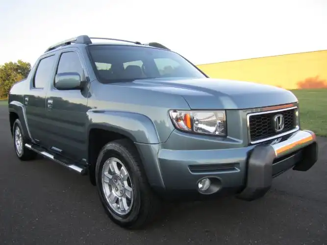 2007 Honda Ridgeline RTL with Leather and Navigation's photo