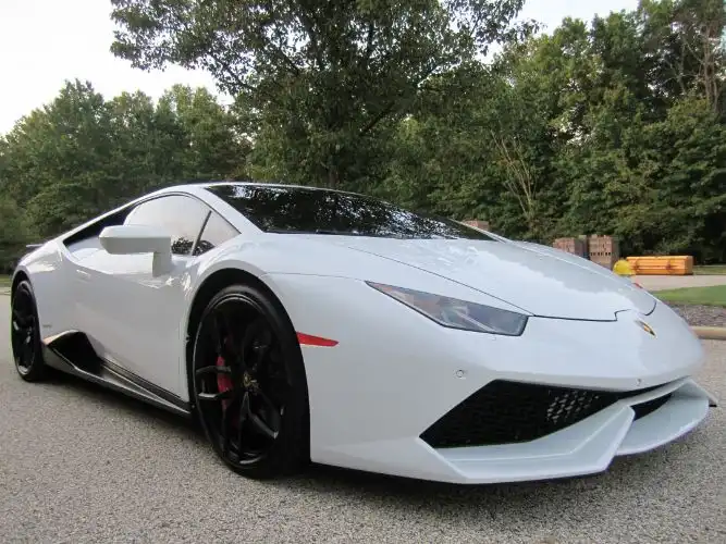 2015 Lamborghini Huracan LP 610-4's photo
