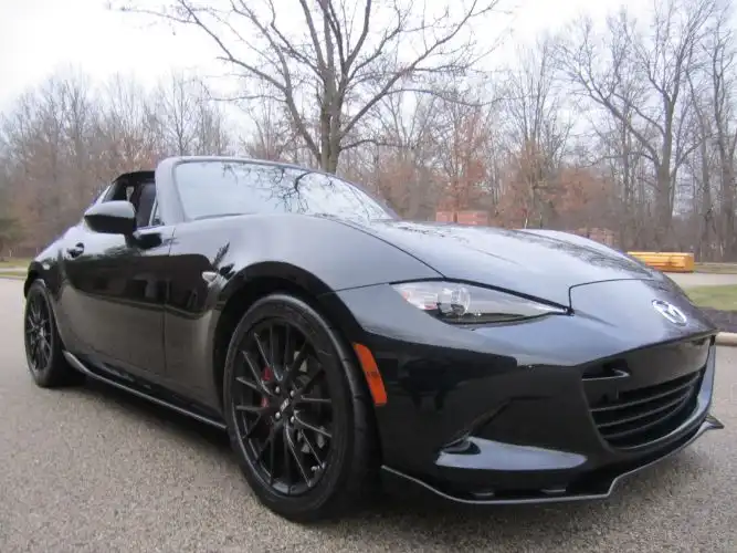 2019 Mazda MX-5 Miata Club Auto's photo