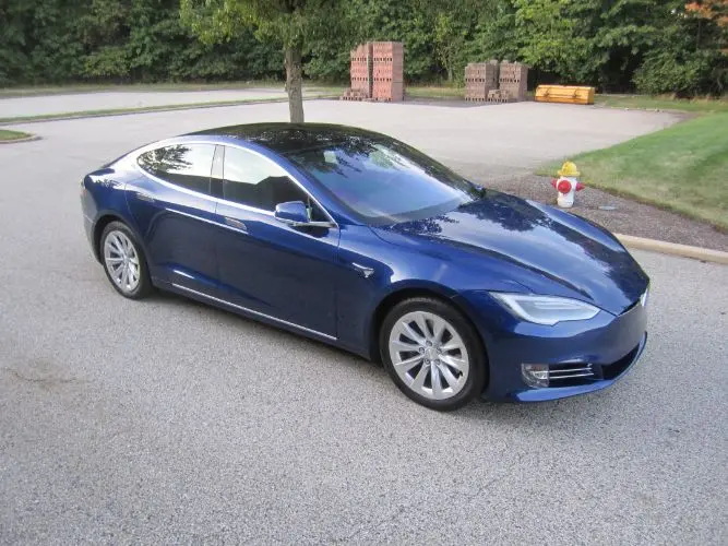 2019 Tesla Model S Base photo 5