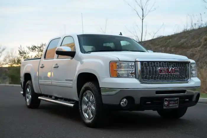 2012 GMC Sierra 4WD Crew Cab SLE SWB's photo