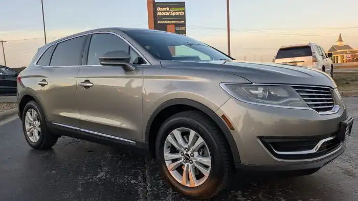 2016 Lincoln MKX Premiere AWD's photo