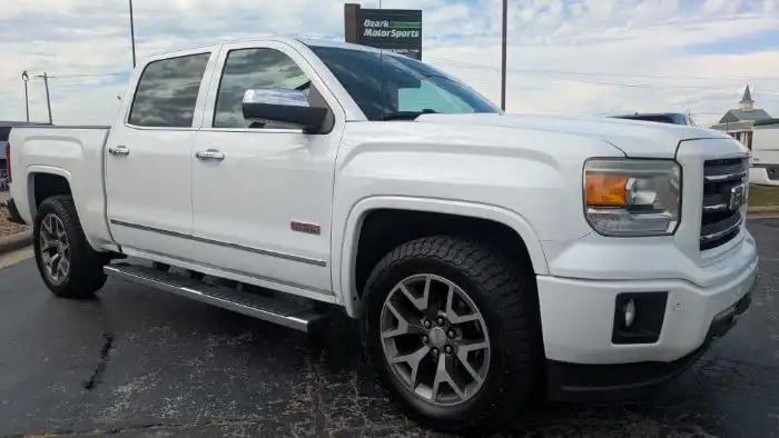 2014 GMC Sierra 4WD Crew Cab SLT SWB's photo