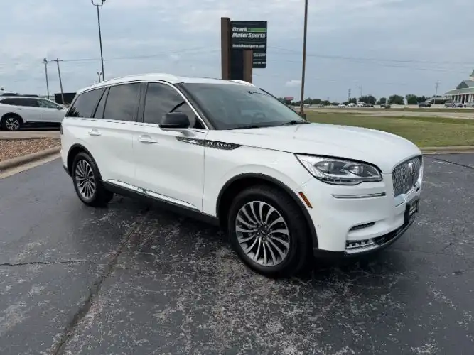 2020 Lincoln Aviator Reserve AWD's photo