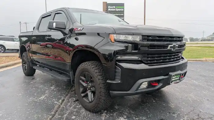 2020 Chevrolet Silverado 1500 LT Trail Boss 4X4 Crew Cab Short Box's photo