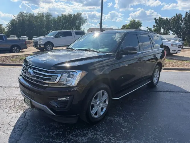 2020 Ford Expedition XLT 4WD photo 3