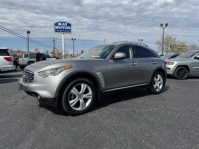 2010 INFINITI FX 35 AWD's photo