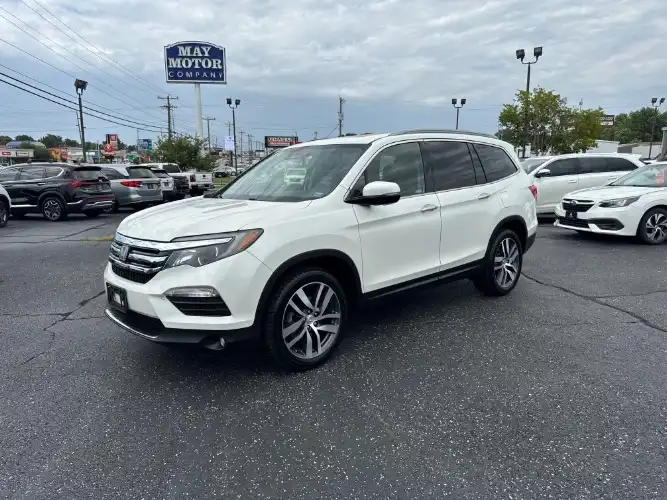 2018 Honda Pilot 4WD Elite's photo