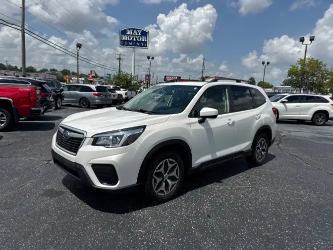 2019 Subaru Forester Premium photo 1