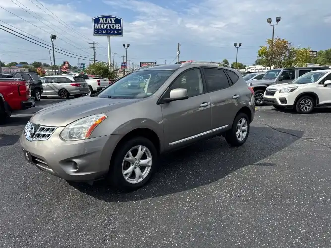 2011 Nissan Rogue S AWD's photo