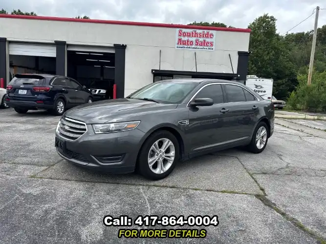 2016 Ford Taurus SEL FWD's photo