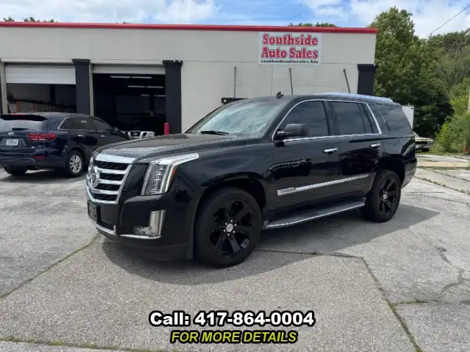 2015 Cadillac Escalade AWD Luxury's photo