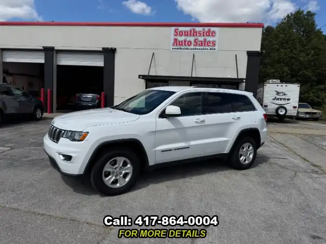 2017 Jeep Grand Cherokee Laredo 4WD's photo