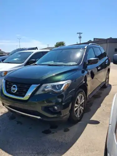 2019 Nissan Pathfinder SV 4WD's photo