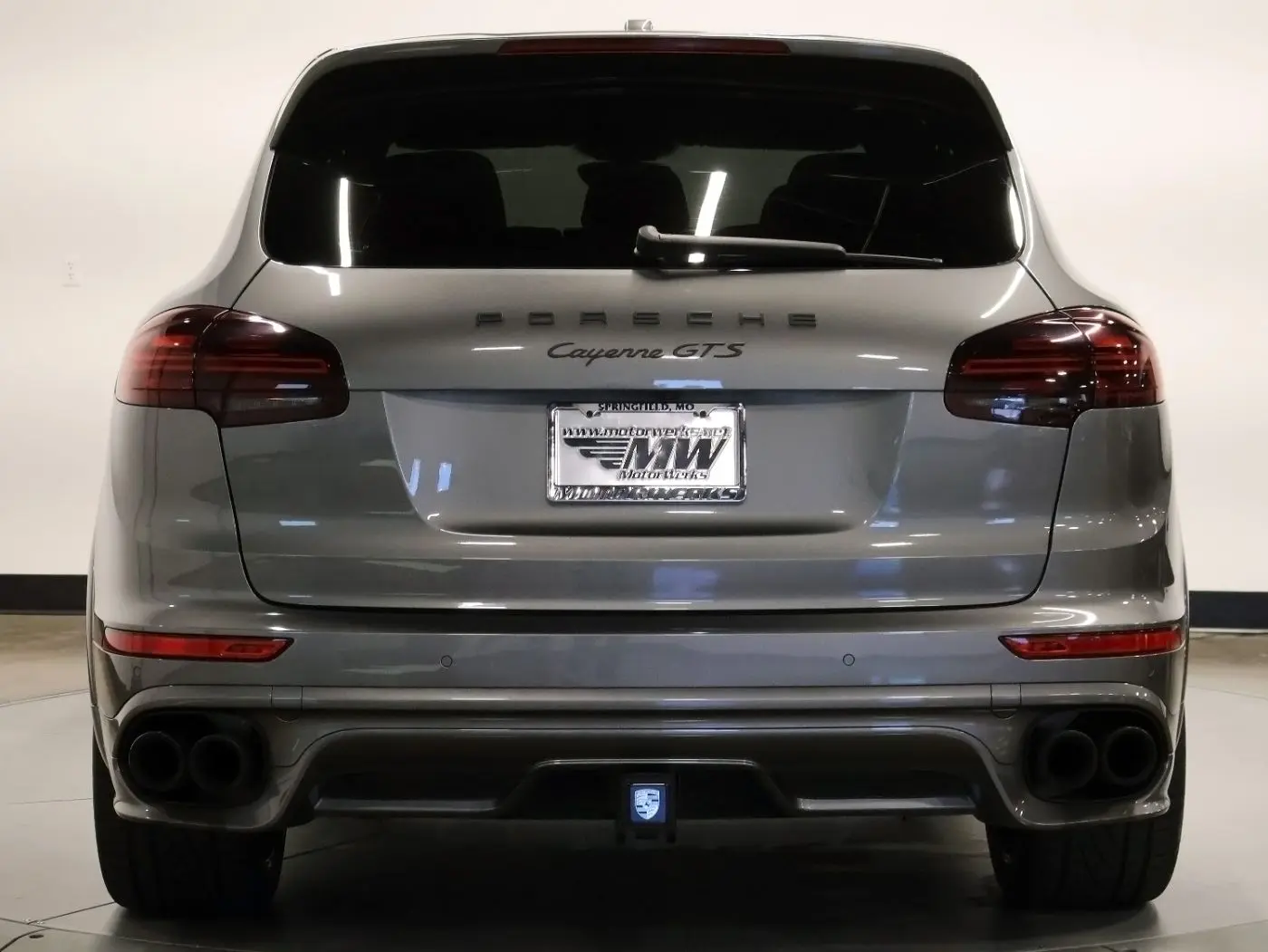 2017 Porsche Cayenne GTS photo 4