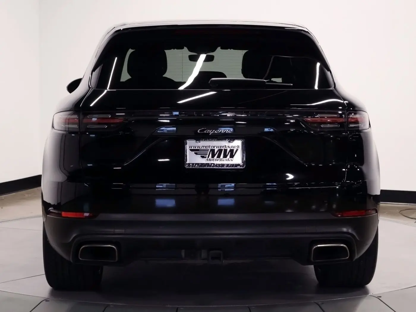 2019 Porsche Cayenne Base photo 4