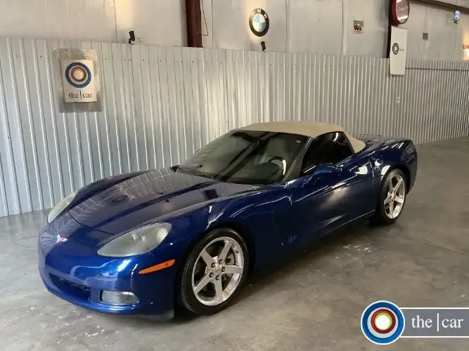 2005 Chevrolet Corvette Convertible's photo