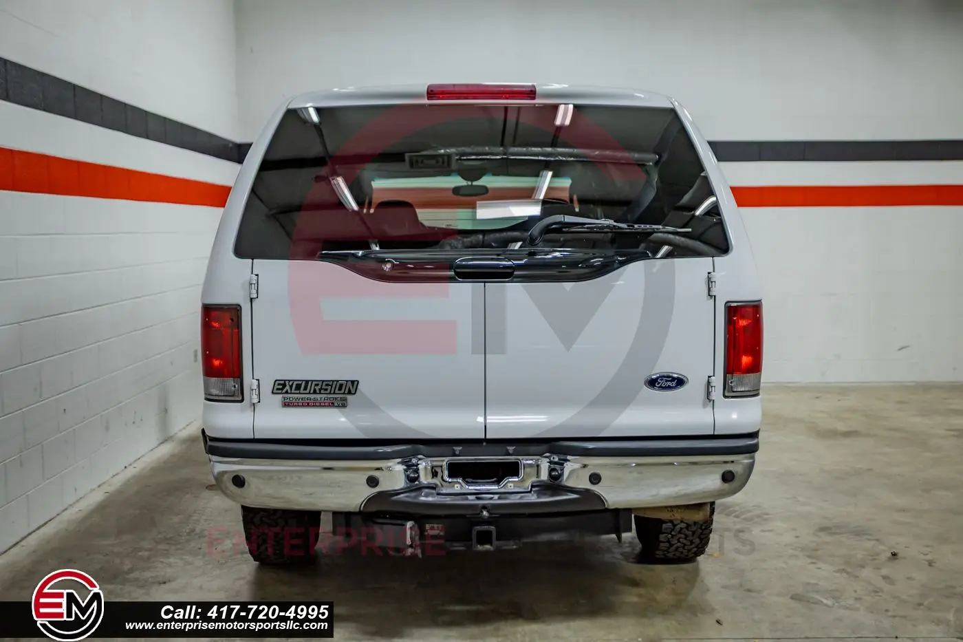 2004 Ford Excursion XLT 4X4 6.0L photo 3