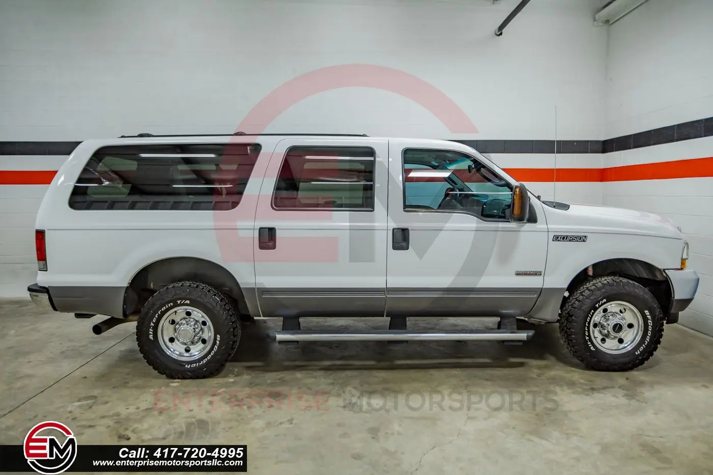 2004 Ford Excursion XLT 4X4 6.0L photo 4