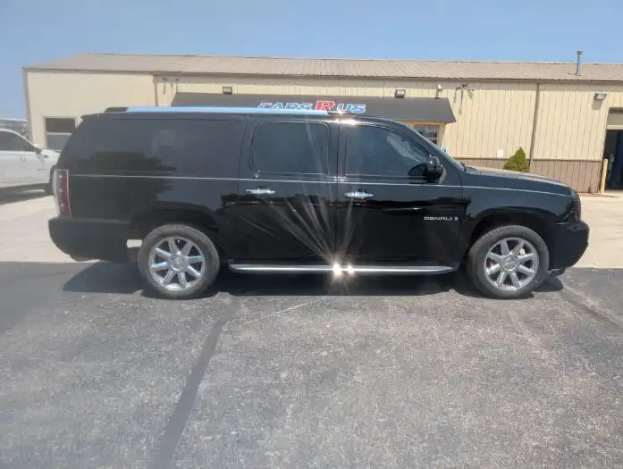 2007 GMC Yukon Denali's photo