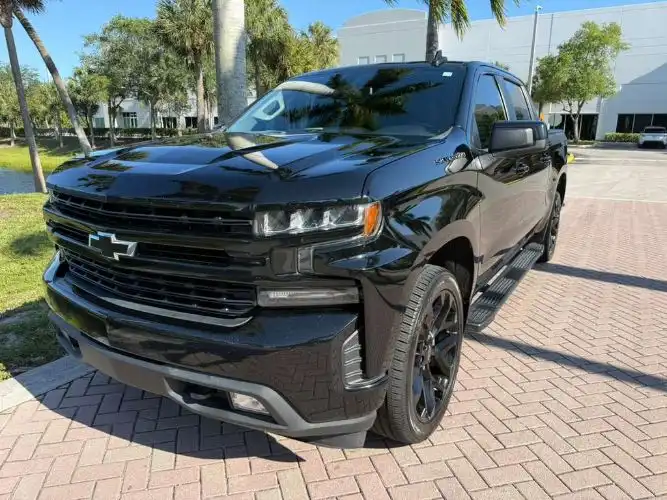 2020 Chevrolet Silverado 1500 RST Crew Cab Short Box's photo