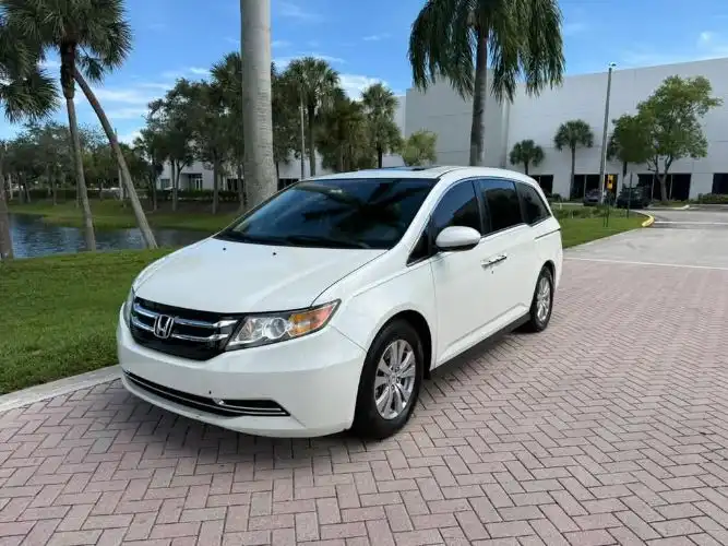 2016 Honda Odyssey EX-L's photo