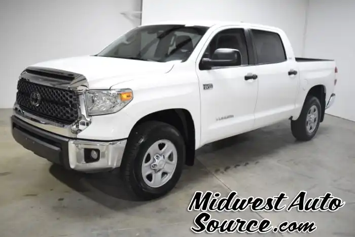 2021 Toyota Tundra SR5 5.7L 4WD Crew Max Short Bed's photo