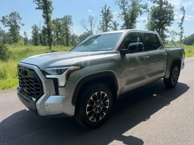 2025 Toyota Tundra Limited 3.4L 4WD CrewMax 5.5' Bed's photo